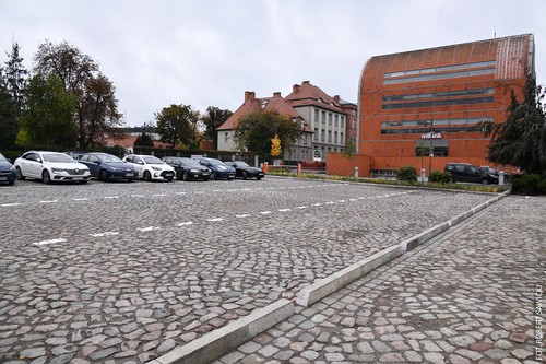 Plac Solny w Bydgoszczy: Czy odnowiona powierzchnia zaskoczy mieszkańców?