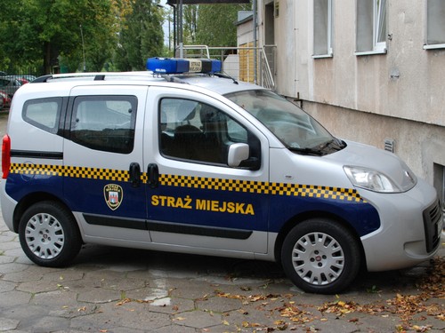 Dramatyczne wezwanie do Straży Miejskiej: Kobieta w opałach