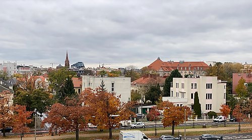 Wiatr i przelotny deszcz nad Bydgoszczą [POGODA]
