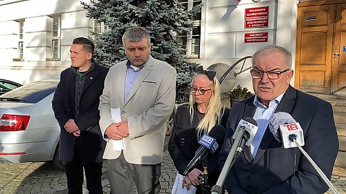 Rolnicy wściekli przed Urzędem Wojewódzkim! „To jest upadek polskiej wsi”. Padły mocne słowa i twarde żądania