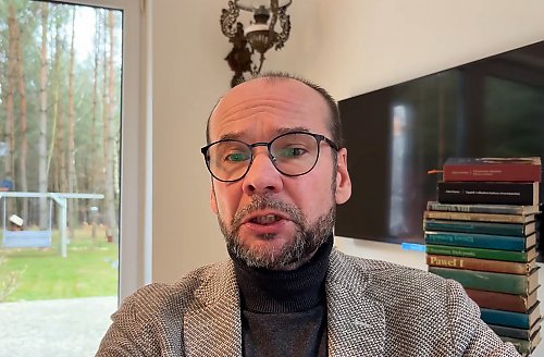 Nowe podstawy programowe MEN to krok w stronę inżynierii społecznej. Dr Artur Górecki: „To nie reforma, to deformacja”