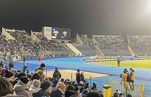 Zawisza rozgromił lidera pierwszej ligi. Po wygranej z Wisłą Kraków zameldował się w ćwierćfinale STS Pucharu Polski