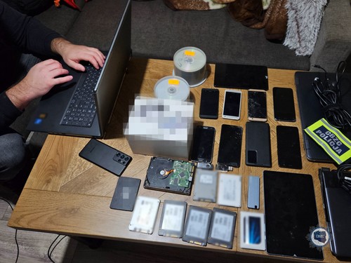 Szokujące znaleziska podczas akcji „Game Over” – 100 podejrzanych zatrzymanych!