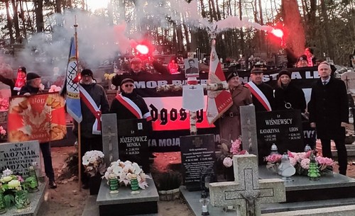 Pamięć o bohaterach AK: uroczystości w Bydgoszczy i Brzozie