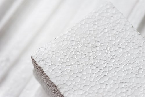 Czym jest styrodur i dlaczego jest popularny w budownictwie?