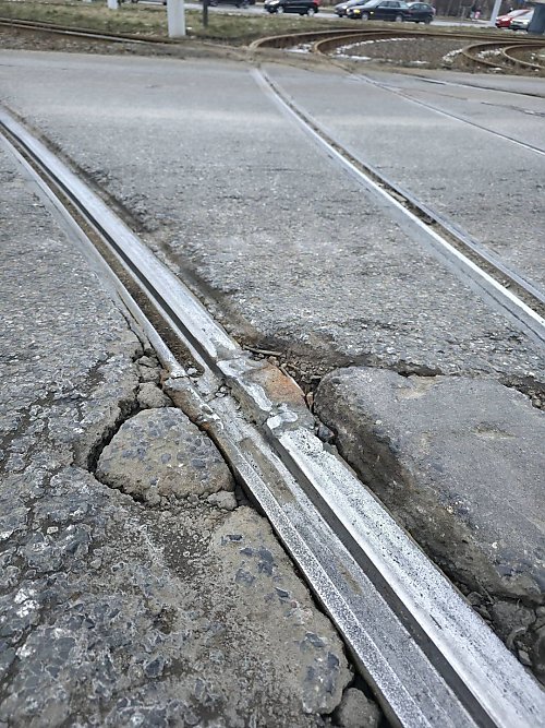 "Tory grozy" na rondzie Fordońskim w Bydgoszczy! Mieszkańcy ostrzegają i rozważają... skargę do prokuratury