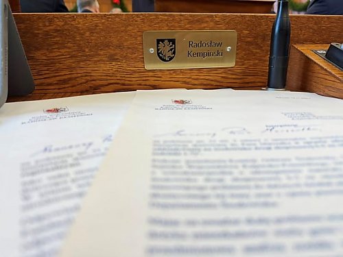 Bydgoscy kierowcy odsyłani z kwitkiem do Torunia i Włocławka? Radosław Kempiński składa interpelację