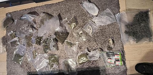 Magazyn narkotyków w Bydgoszczy! Policjanci zabezpieczyli 75 kilogramów zakazanych substancji