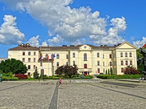 Bydgoszcz przygotowuje się na trudne czasy! Miasto kupiło 25 agregatów prądotwórczych