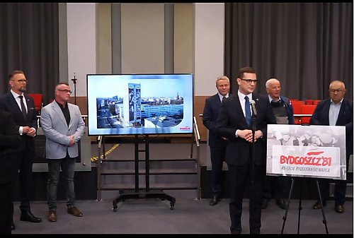 Wielki baner, fotografie, a nawet... specjalny tramwaj! Bydgoszcz rozpoczęła obchody 45 rocznicy wydarzeń marcowych 1981