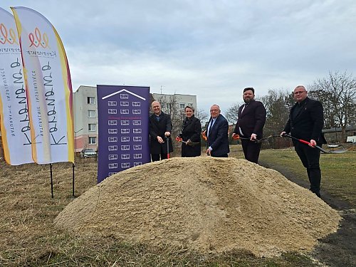 W Koronowie powstaną nowe mieszkania. Rozpoczyna się budowa budynku wielorodzinnego przy ul. Różanej