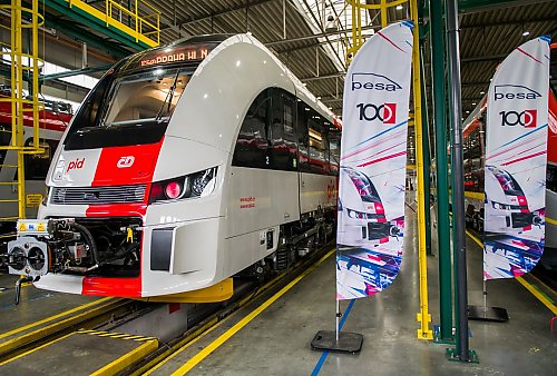 Szeroka droga... do rozwoju. PESA przekazała setny pojazd dla Kolei Czeskich.