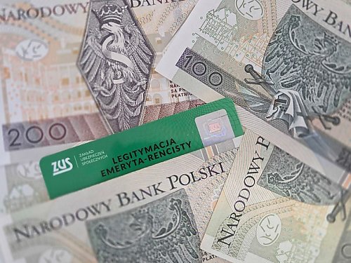 Dobra wiadomość dla emerytów. Ponad 134 tys. osób z Kujawsko-Pomorskiego otrzyma „trzynastkę” jeszcze przed Wielkanocą