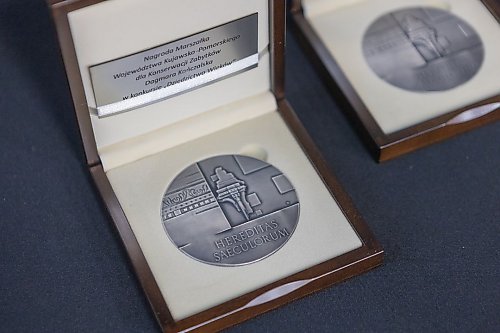 Praca na wagę dziedzictwa wieków! Urząd Marszałkowski przypomina o zgłoszeniach do konkursu