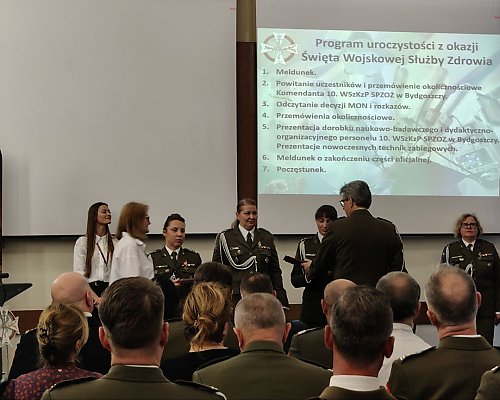 Podziękowania, odznaczenia i awanse. Szpital Wojskowy w Bydgoszczy obchodził  Święto Wojskowej Służby Zdrowia