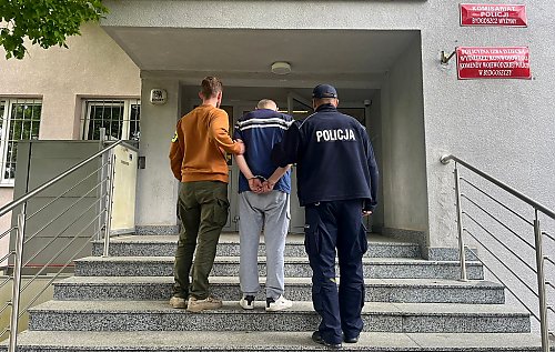 Ponad kilogram narkotyków w samochodzie. 54-latek z Zielonki trafił do aresztu