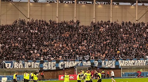 O! Co ja widzę! Zawisza jest w drugiej lidze - zobacz gole, które dały awans