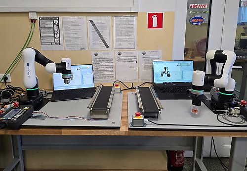 „Coboty"  trafiły do bydgoskiego „Mechanika”. Uczniowie będą uczyć się robotyki przemysłowej