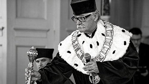 Nie żyje prof. Janusz Ostoja-Zagórski. Były rektor UKW miał 82 lata