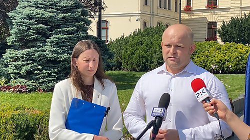 Ruch Narodowy w Bydgoszczy o zarobkach lekarzy, kościelnych dzwonach i polsko-ukraińskich napięciach
