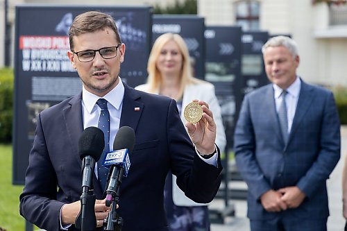 Wojskowa Bydgoszcz na 680-lecie miasta. Wystawa, gra terenowa i jubileuszowe monety