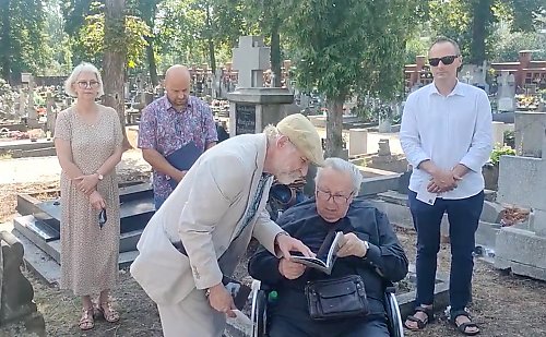 Pamięć przemawiała głosami poetów. Siódma rocznica śmierci Mieczysława Franaszka