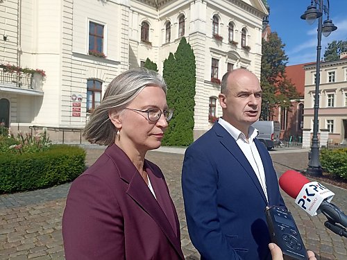 Miasto deweloperów, betonu i  śmieci? Bydgoska Prawica nie odpuszcza planu ogólnego