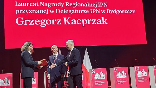 Bydgoski nauczyciel z prestiżową nagrodą IPN. Grzegorz Kacprzak wyróżniony za wychowanie patriotyczne