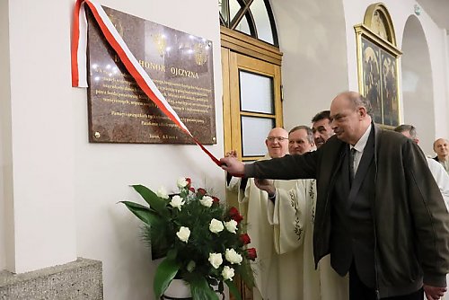 Stanęli w obronie klasztoru. Toruń upamiętnił protest sprzed 65 lat