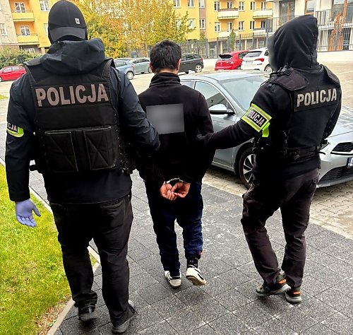 Wielka akcja policji w Kujawsko-Pomorskiem. 79 osób zatrzymanych, 21 cudzoziemców przebywało nielegalnie