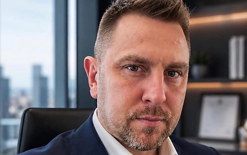 Sebastian Grysiak obejmie mandat radnego Bydgoszczy. Kim jest przyszły samorządowiec?