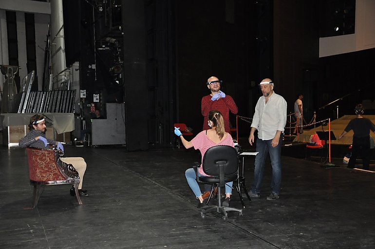 Artyści wrócili na scenę Opery Nova. Trwają próby do „Bulwaru”