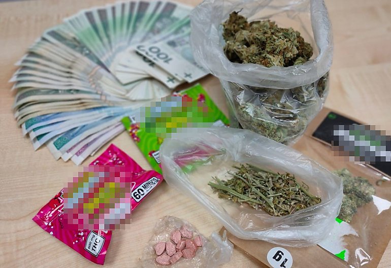 Kryminalni przejęli marihuanę i tabletki extasy