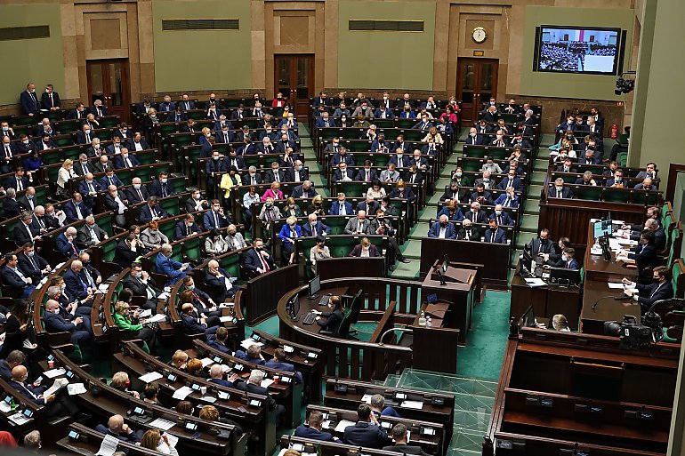 Sejm przyjął Ustawę o pomocy obywatelom Ukrainy