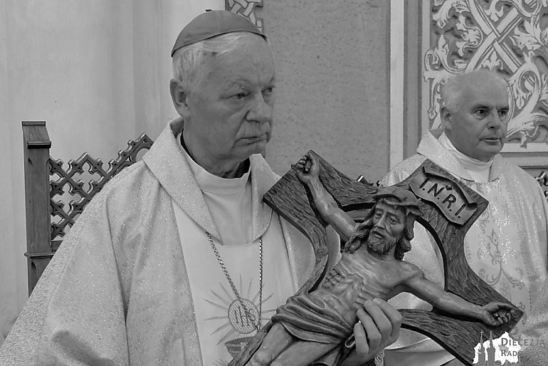 Zmarł emerytowany biskup pomocniczy Adam Odzimek