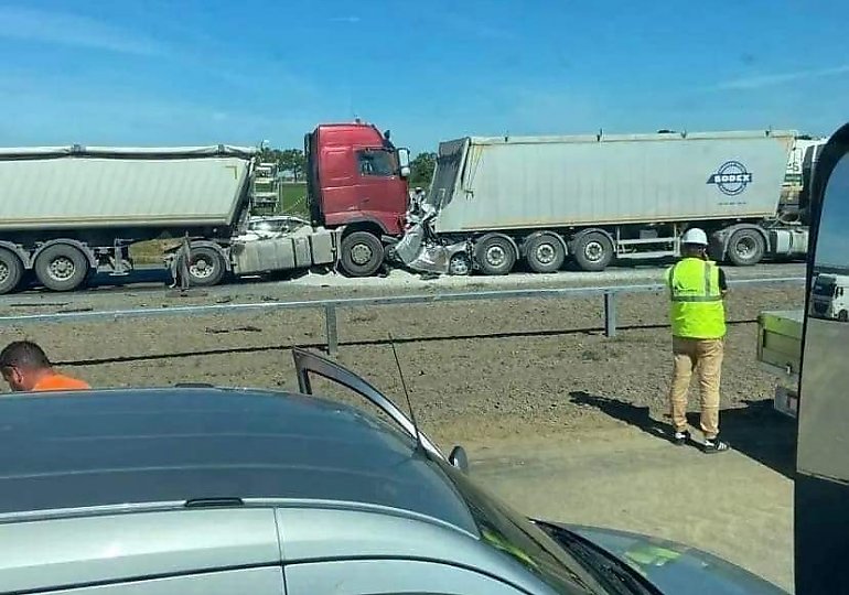 Ogromna tragedia! Cztery osoby zmiażdżone przez ciężarówki w Niewieścinie