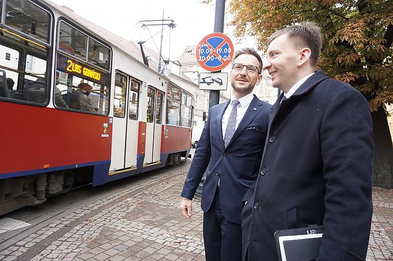 Minister Schreiber odpowiada na krytykę: Nikt Bydgoszczy nie okradł. To tylko propaganda!