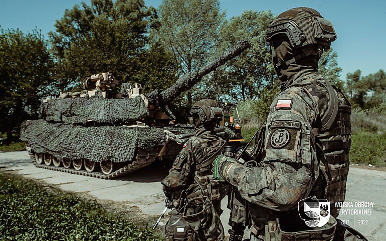Żołnierze WOT częścią największych sojuszniczych manewrów NATO [VIDEO]