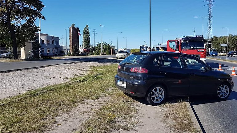 Samochód osobowy i ciężarowy zderzyły się na ul. Pileckiego