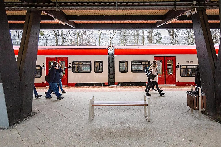 Kolej w regionie – nowoczesna i wygodna