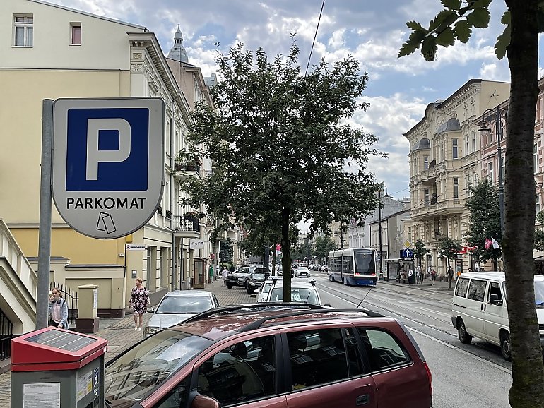 Nowe parkomaty za 27 milionów złotych. Będzie większa strefa płatnego parkowania