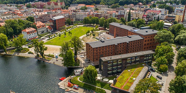 Są wakacje, ale w Młynach Rothera nie ma wolnego [ZAPROSZENIE]