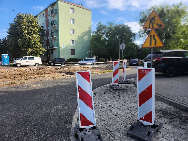 Na Błoniu budują nowy parking