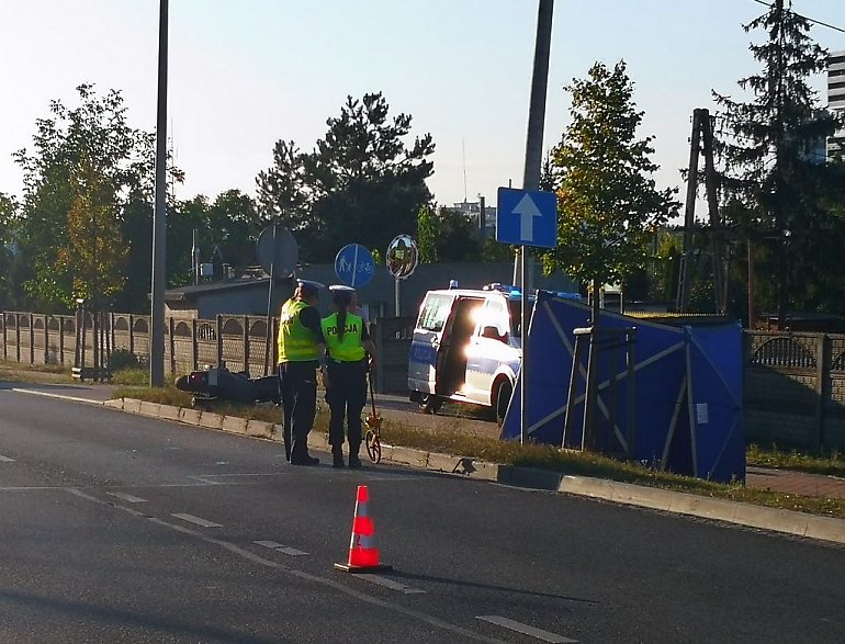 Policjanci wyjaśniają okoliczności śmiertelnego wypadku motocyklisty