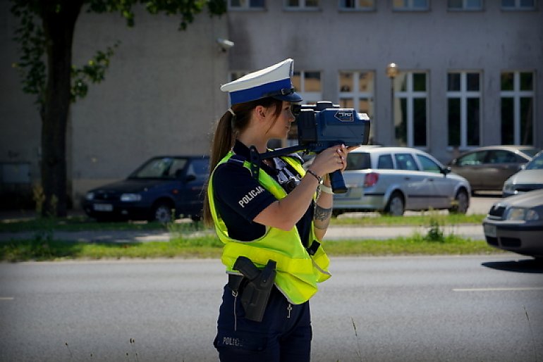 Policyjne działania „Prędkość” na drogach powiatu bydgoskiego. 115 kierowców jechało za szybko