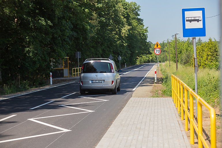 Remontują drogi wojewódzkie. Coraz więcej kilometrów dobrej nawierzchni oddanych do użytku