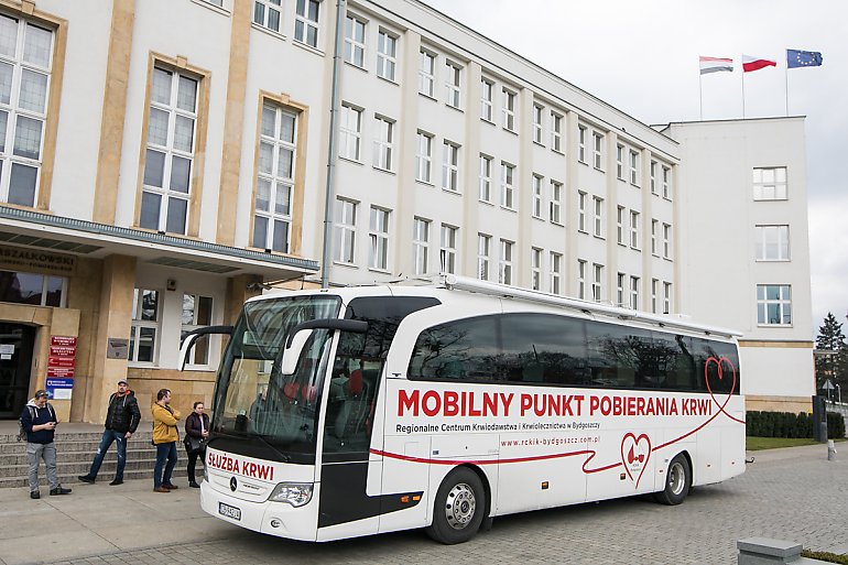 Ratuj życie, oddaj krew. Mobilny ambulans będzie miał dyżur