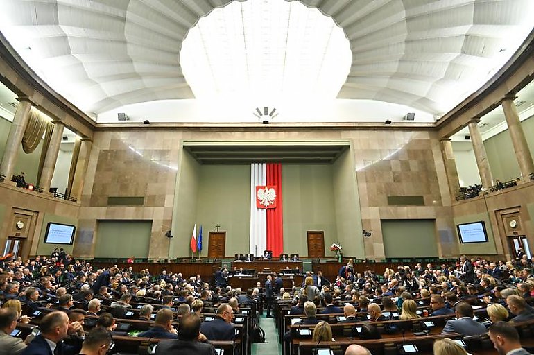 Sejm próbuje wprowadzić aborcję omijając orzeczenie Trybunału. Wiemy jak głosowali posłowie z regionu