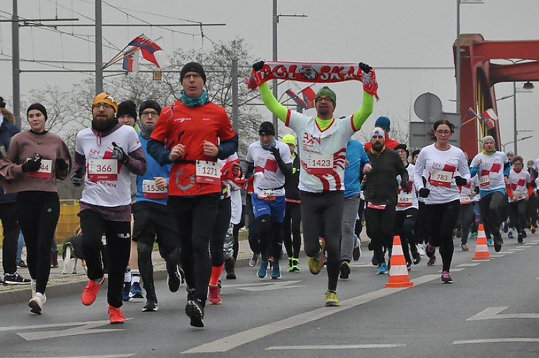 Oni biegiem uczcili Święto Niepodległości [MEGA GALERIA ZDJĘĆ]