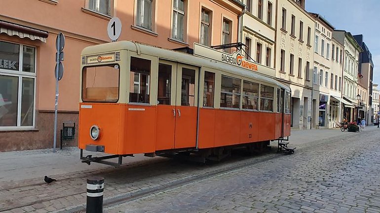 W zabytkowym tramwaju przy ul. Długiej będzie jedzenie. Zamienia się w food truck [ZAPROSZENIE]